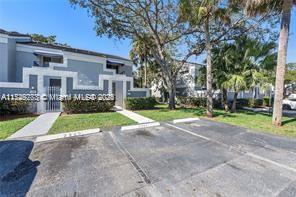 2326 SW 82nd Terrace in North Lauderdale, FL - Building Photo