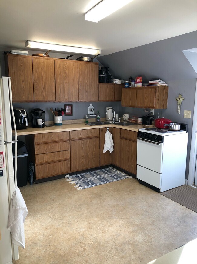 17286 Hope Rd, Unit Upper in Camp Douglas, WI - Building Photo - Building Photo