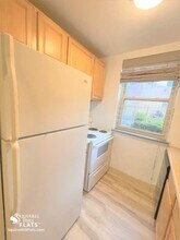 5712 Phillips Ave, Unit B1 in Pittsburgh, PA - Building Photo - Building Photo