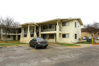 Cornerstone Apartments in Austin, TX - Building Photo - Building Photo