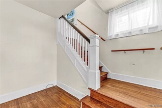 353 Lisbon Ave in Buffalo, NY - Building Photo - Building Photo