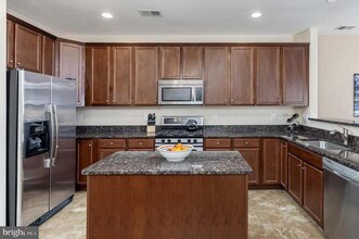 433 Merlin Ln in Glassboro, NJ - Building Photo - Building Photo