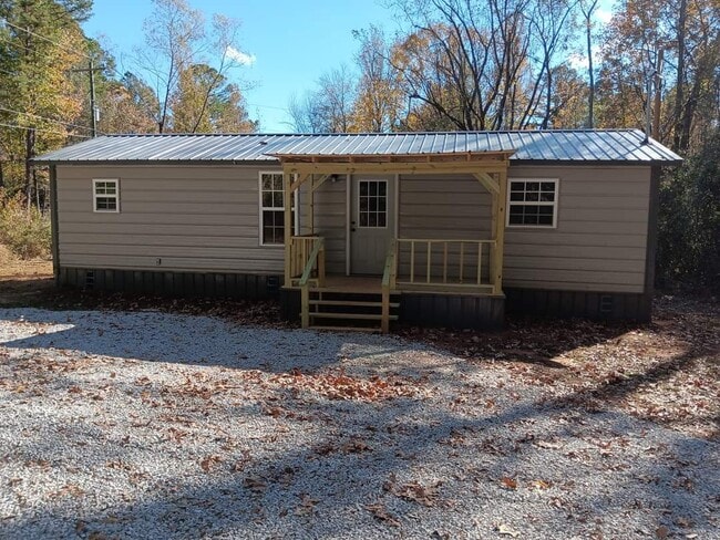 property at 10827 MS-15