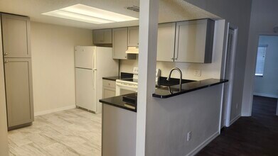 7413 Mead Dr, Unit 7413 Mead in Spring Hill, FL - Building Photo - Building Photo