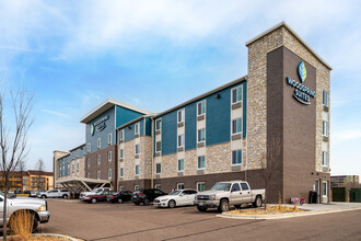 Extended Stay America Suites Minneapolis in Mendota Heights, MN - Building Photo - Building Photo