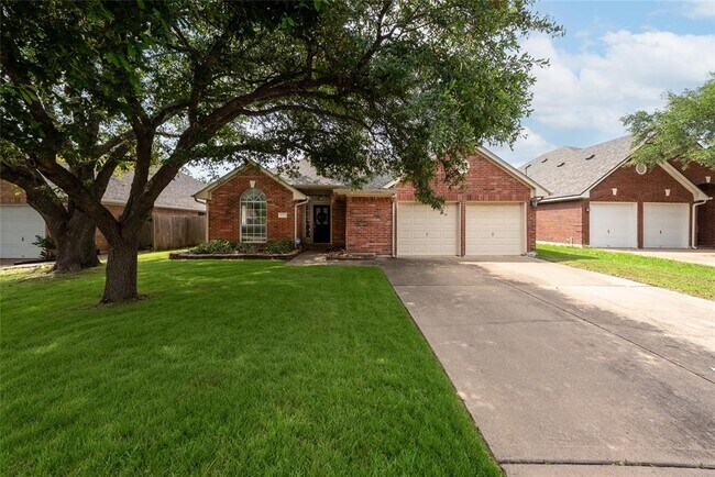 property at 1853 Dapplegrey Ln