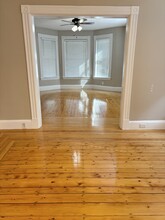 25 Jackson St, Unit 1 in Saugus, MA - Building Photo - Building Photo