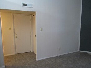 1013 Nicole Dr in North Little Rock, AR - Building Photo - Building Photo