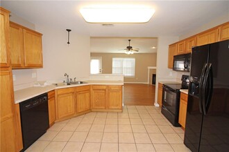 3907 SW Moline Ave in Bentonville, AR - Building Photo - Building Photo