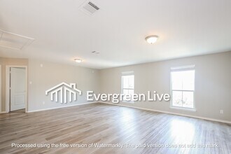 310 Rustic Stable in San Antonio, TX - Building Photo - Building Photo