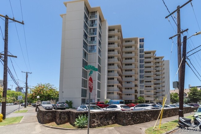 property at 1634 Makiki St