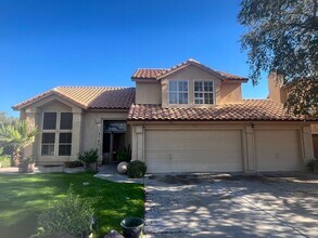 3721 S Hawthorn Dr in Chandler, AZ - Building Photo - Building Photo