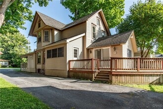 622 Holcomb St in Watertown, NY - Building Photo - Building Photo