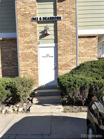 962 S Dearborn Way in Aurora, CO - Building Photo - Building Photo