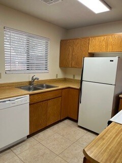 15 on Palm Apartments in Wickenburg, AZ - Foto de edificio - Building Photo