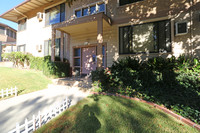 Prime Hollywood Hills in Los Angeles, CA - Foto de edificio - Building Photo