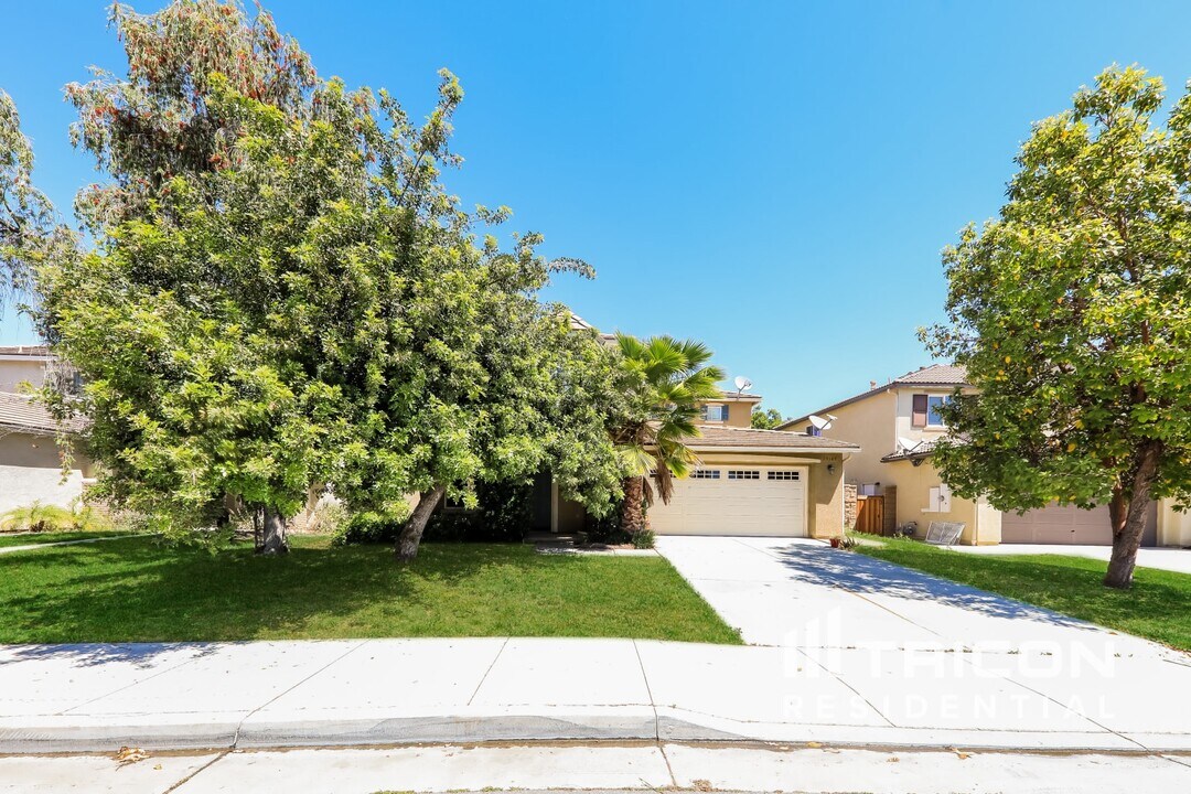 29148 Overboard Dr in Menifee, CA - Building Photo