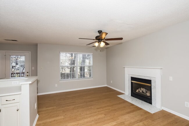 925 Treasure Pl SW in Concord, NC - Building Photo - Building Photo