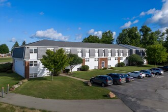 The Meadows Apartments in Brockport, NY - Building Photo - Building Photo