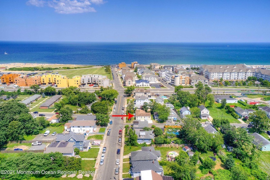 167 Witmer Pl, Unit 2 in Long Branch, NJ - Building Photo
