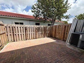 529 NE 1st St in Florida City, FL - Building Photo - Building Photo