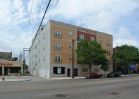 3225-3227 W Fullerton Ave in Chicago, IL - Foto de edificio - Building Photo