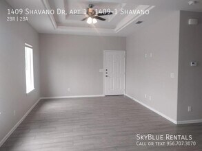 1409 Shavano Dr in Edinburg, TX - Building Photo - Building Photo