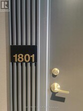 5 Buttermill Ave. in Vaughan, ON - Building Photo - Building Photo