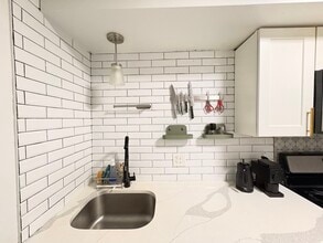 5737 Hobart St in Pittsburgh, PA - Building Photo - Building Photo