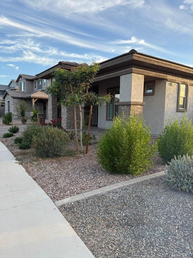 property at 21864 S 190th Pl