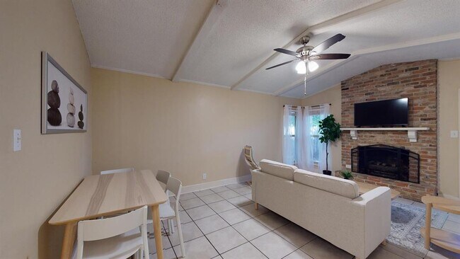 9104 Quail Creek Dr in Austin, TX - Building Photo - Building Photo