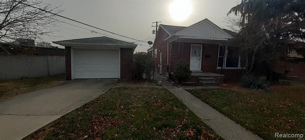 18070 Prosper Ave in Eastpointe, MI - Building Photo