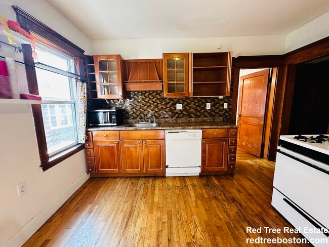 12 Peters St, Unit 1 in Boston, MA - Building Photo - Building Photo