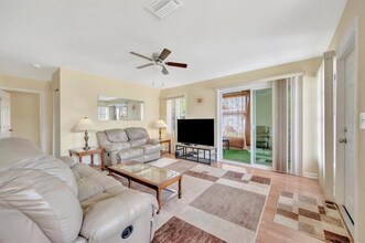 7959 Hyde Park Ave in North Port, FL - Building Photo - Building Photo