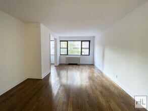 EAST 56 STREET in New York, NY - Building Photo - Building Photo