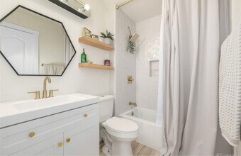 16397 E Wyoming Dr in Aurora, CO - Building Photo - Building Photo