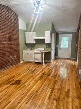 502 Providence St, Unit Studio in West Warwick, RI - Building Photo - Building Photo