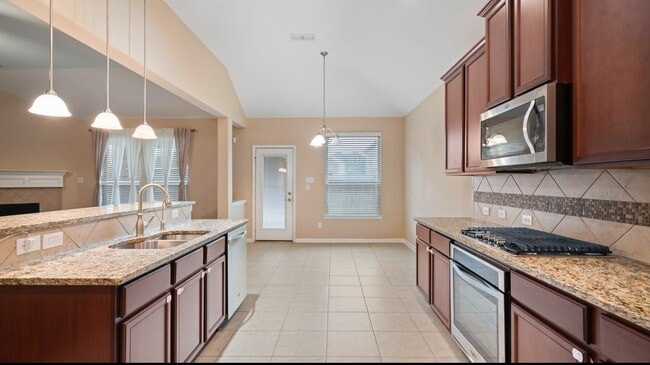 2003 Pleasant Springs Ln