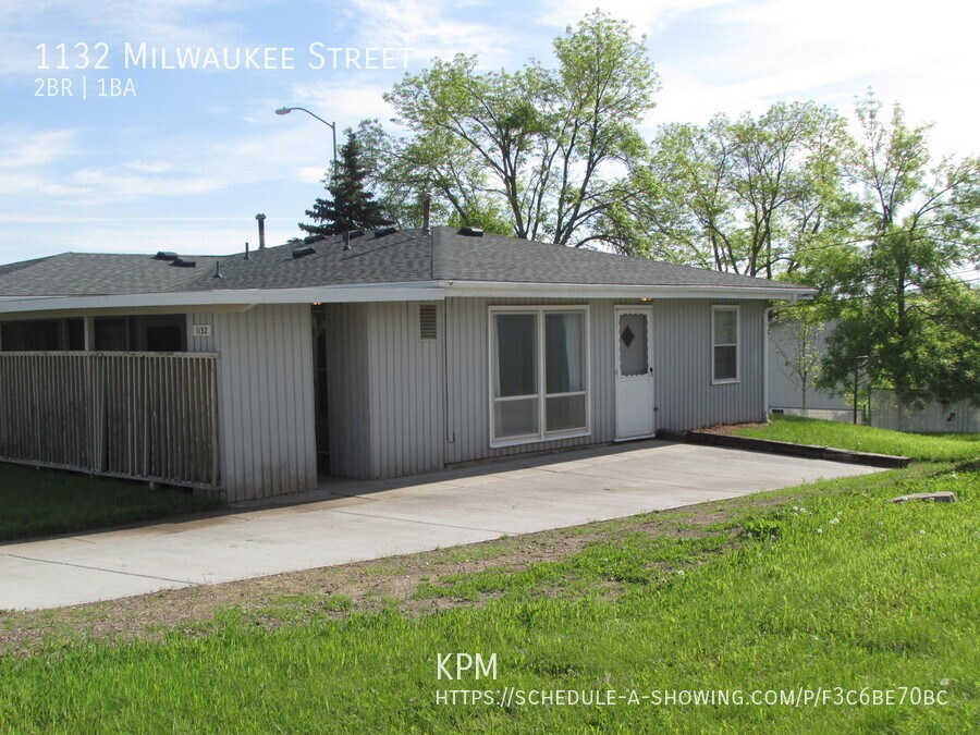 1132 Milwaukee St in Rapid City, SD - Building Photo