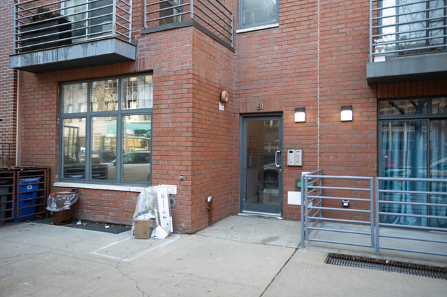 61 Stagg St in Brooklyn, NY - Building Photo - Building Photo