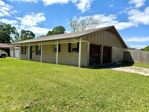 1516 Narcille St in Baytown, TX - Building Photo - Building Photo