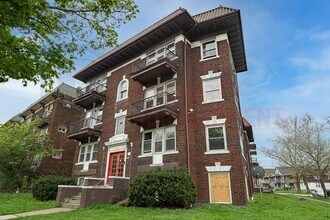 14140 Superior Rd in East Cleveland, OH - Building Photo - Building Photo