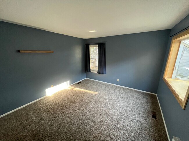 338 Cobblestone Dr in Colorado Springs, CO - Foto de edificio - Building Photo