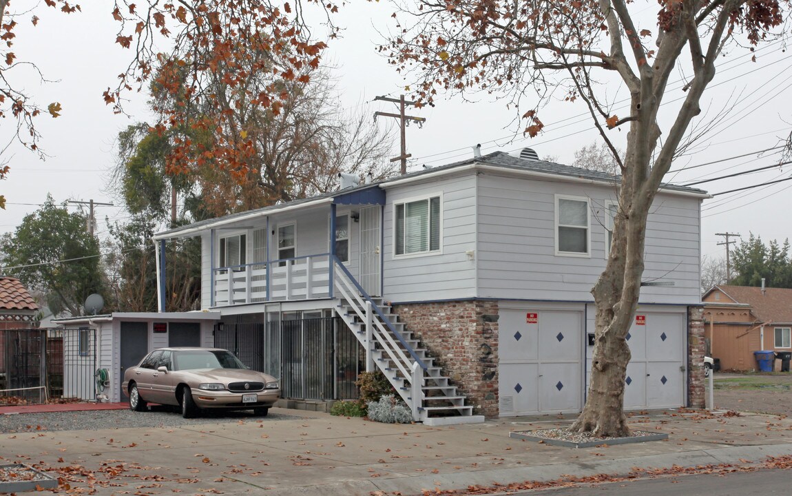 620-642 Calvados Ave in Sacramento, CA - Foto de edificio