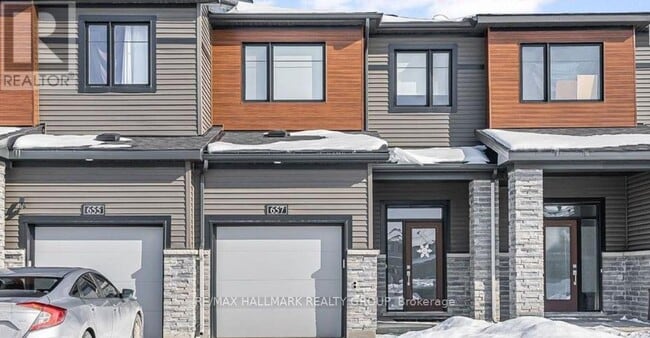 property at 657 Hamsa St