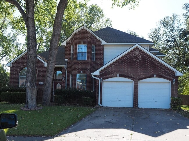 property at 2105 Friar Ct