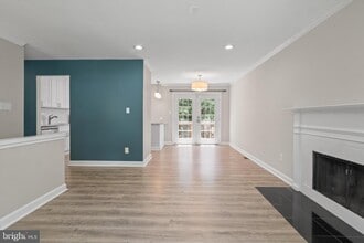 8583 Tyrolean Way in Springfield, VA - Building Photo - Building Photo