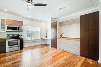 2058 Westwood Rd SE-Unit -1 in Smyrna, GA - Building Photo - Building Photo