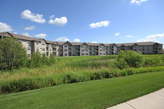 Granite Manor/Runestone in Alexandria, MN - Foto de edificio - Building Photo