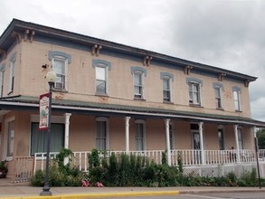 Olde Motel Apartments in Neillsville, WI - Building Photo - Building Photo